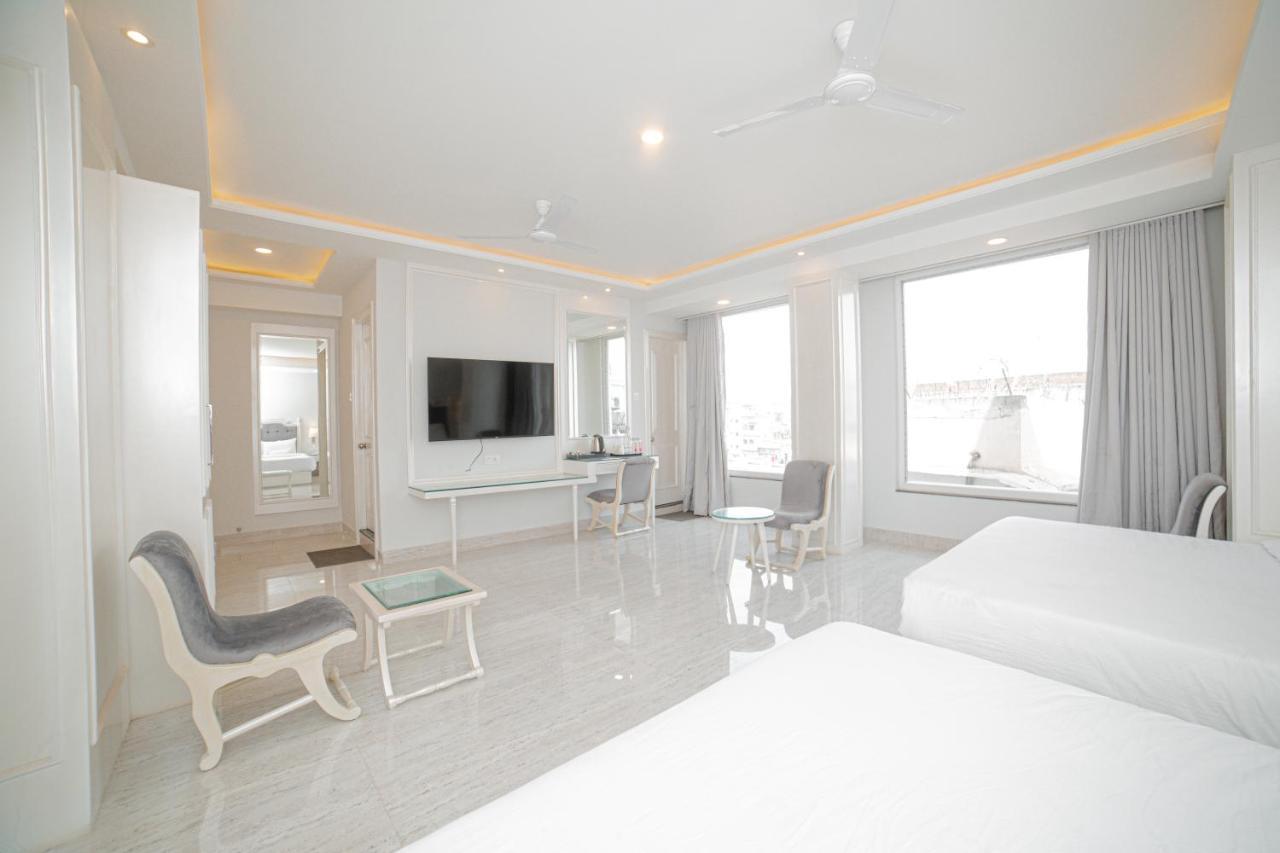 Pearl Courtyard Hotel Varanasi Bagian luar foto