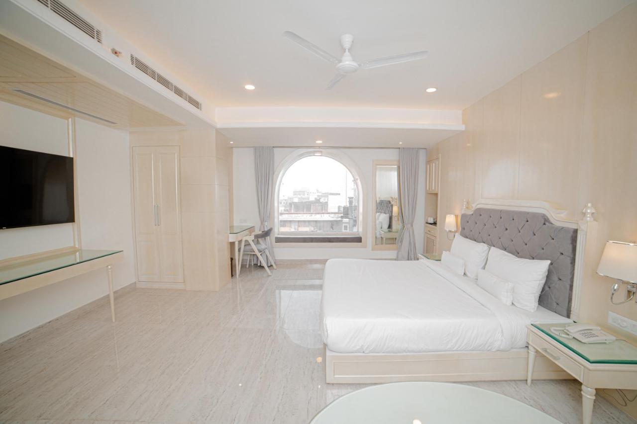 Pearl Courtyard Hotel Varanasi Bagian luar foto