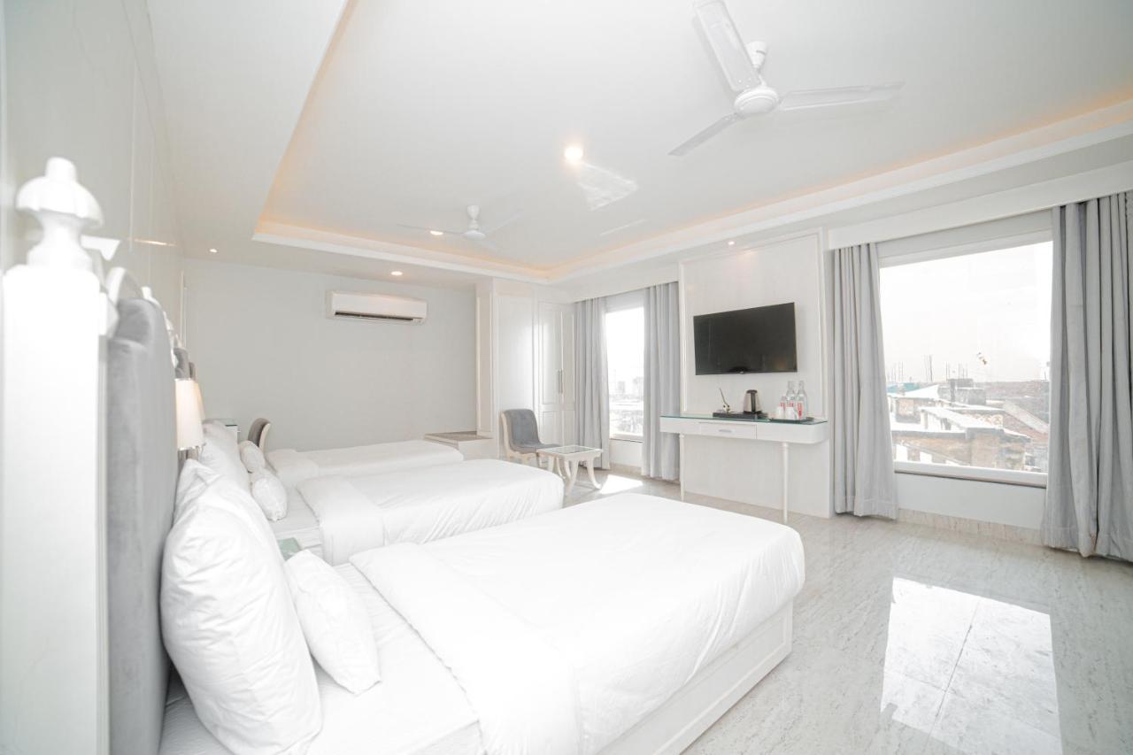 Pearl Courtyard Hotel Varanasi Bagian luar foto