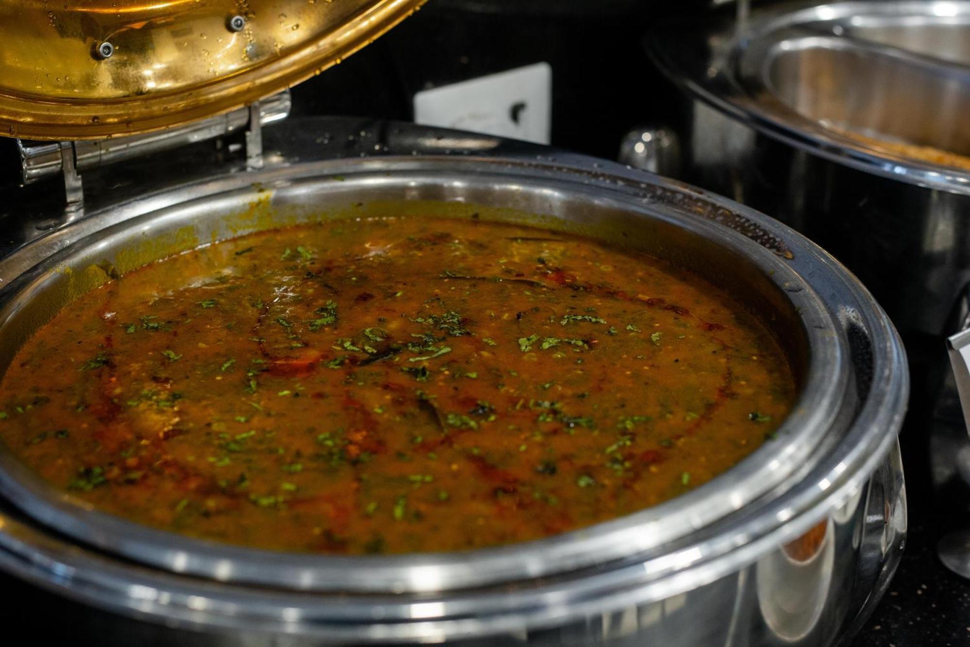 Pearl Courtyard Hotel Varanasi Bagian luar foto